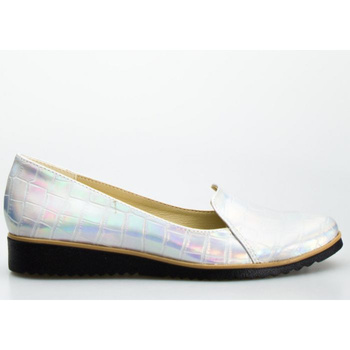 Mokasyny na koturnie wężowe holograficzne srebrne Optimo