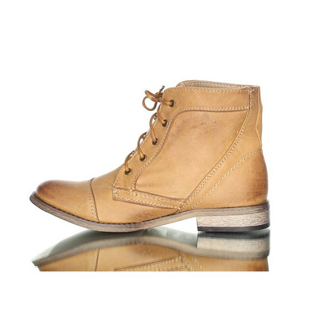 Sznurowane trzewiki z kwiatowym motywem na cholewce. W kolorze brązu.