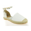 Espadryle z ćwiekami