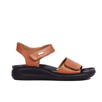 Sandały na koturnie na rzepy skórzane licowe brązowe Sempre 24-637