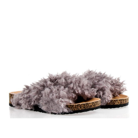 Klapki na ładnej platformie