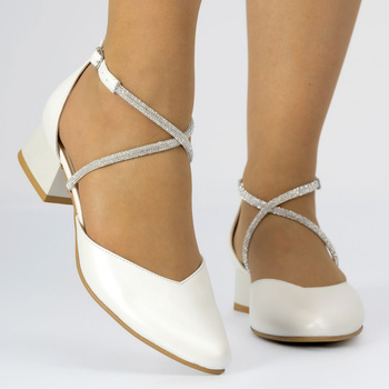 Sandały niskie retro skórzane perłowe ekru Butdam Lea