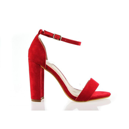 Sandały Czerwone Z Klamerką
