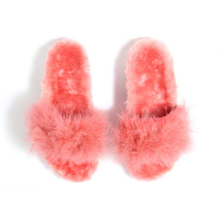 Różowe klapki z futerkiem