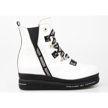 Botki skórzane płaskie platformy białe Aga