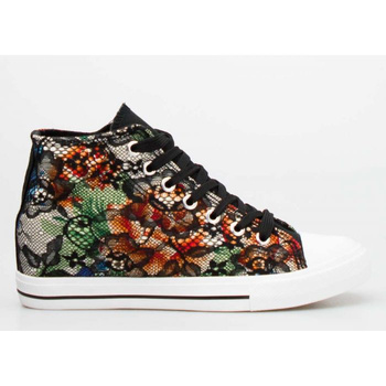 Tenisówki na koturnie z kolorowym wzorem czarne