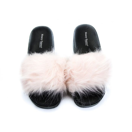 Klapki z futrem