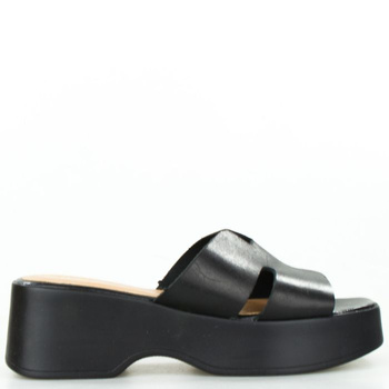 Klapki skórzane na platformie czarne Sempre