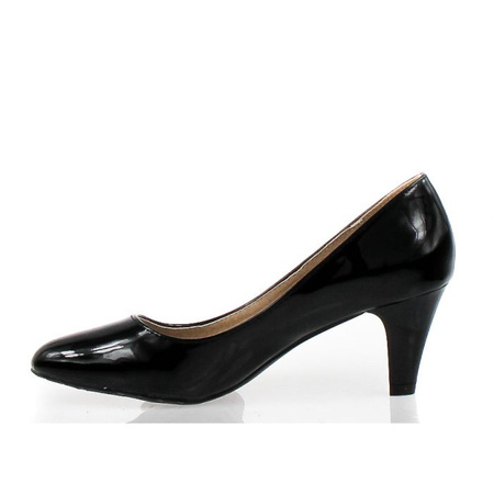 Niskie solidne szpilki