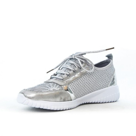 Modne srebrne sneakersy