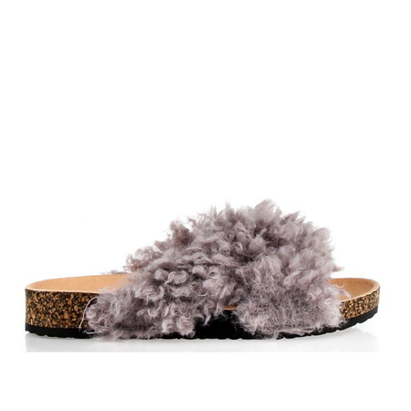 Klapki na ładnej platformie