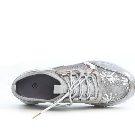 Modne srebrne sneakersy