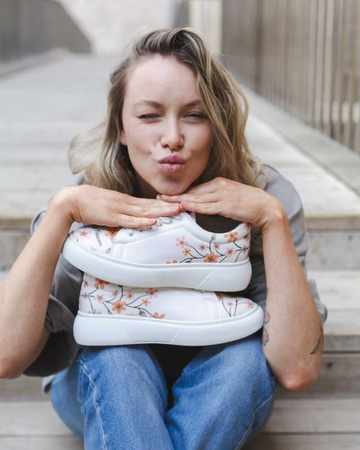 Sneakersy wegańskie na platformie Kwiaty Wiśni Mumka