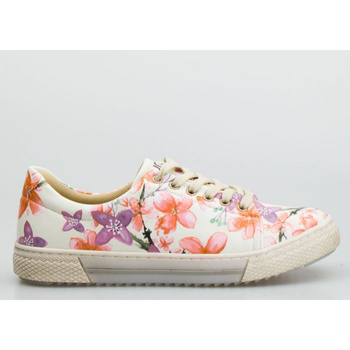 Tenisówki w kwiaty