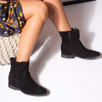 Botki kowbojki skórzane zamszowe na koturnie czarne Butdam