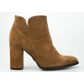 Botki skórzane na słupku brązowe Sempre