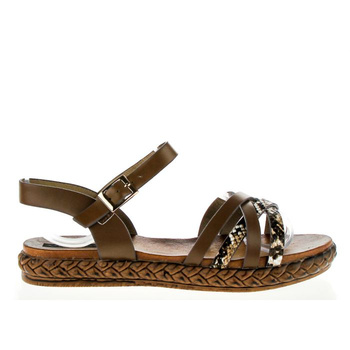 Sandały płaskie z ozdobnymi paskami kamelowe
