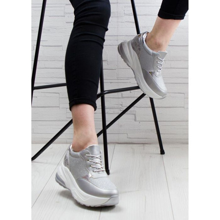 Sneakersy tekstylne połyskujące srebrne