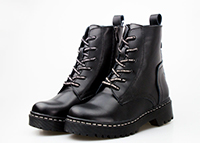Buty zimowe damskie - workery skórzane wiązanie z napisami czarne